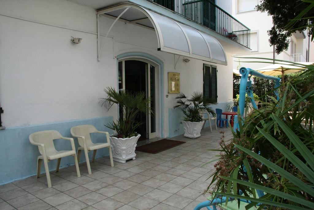 Hotel Ornella Lido di Camaiore Exterior photo